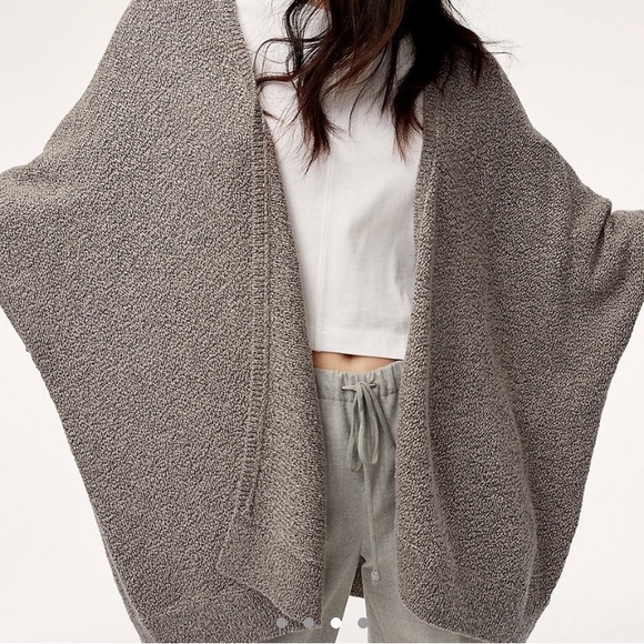 COMMUNITY ionic cape cardigan - Picture 3 of 4